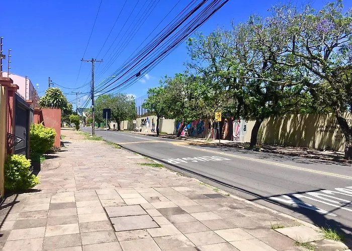 Apzito Tri Com Garagem Holiday home Porto Alegre