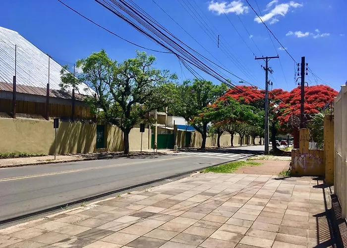 Apzito Tri Com Garagem Holiday home Porto Alegre